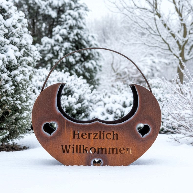 Halbmond-Dekotasche mit Herzen „Herzlich Willkommen”